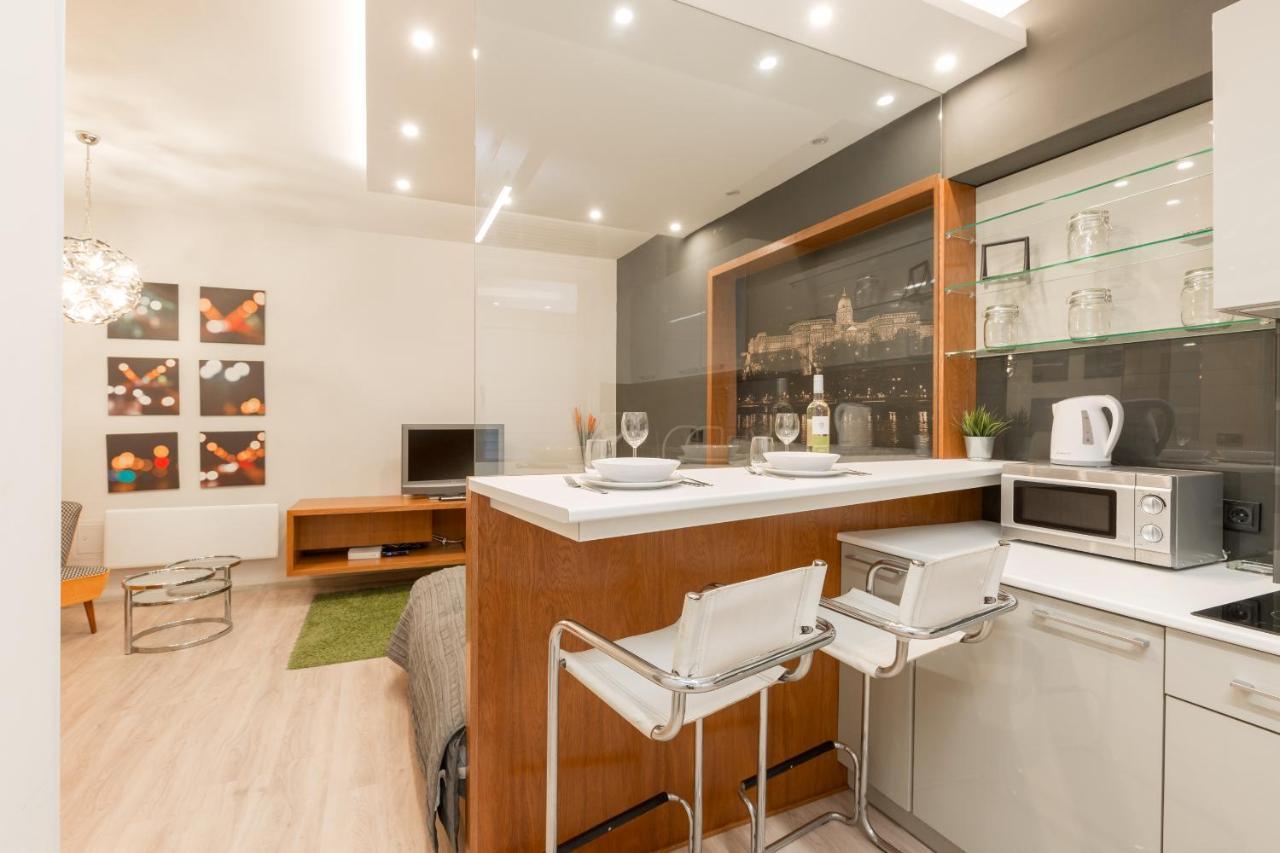 Retro Budapest Dream Suite Near The Danube Exteriér fotografie