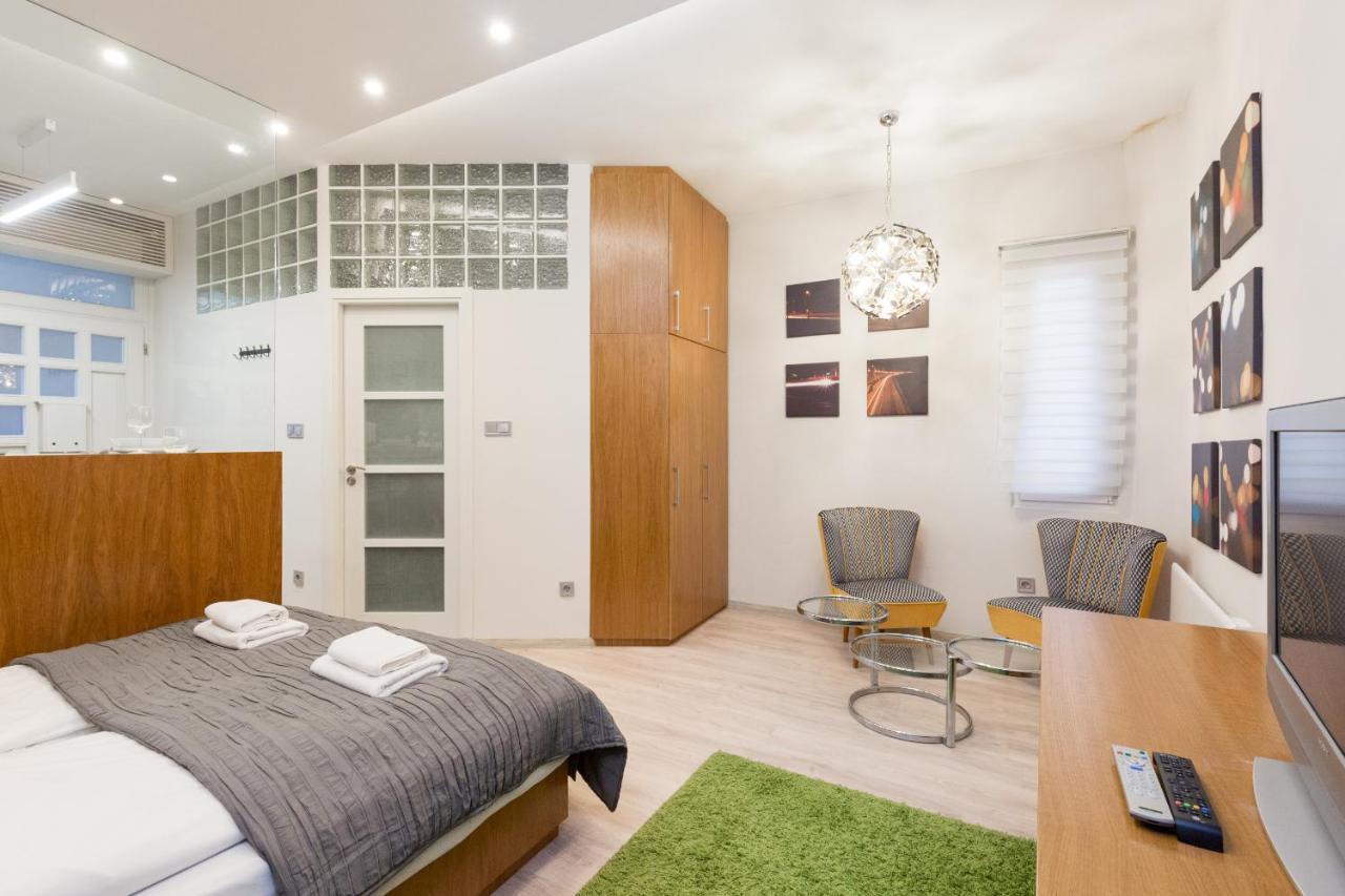 Retro Budapest Dream Suite Near The Danube Exteriér fotografie